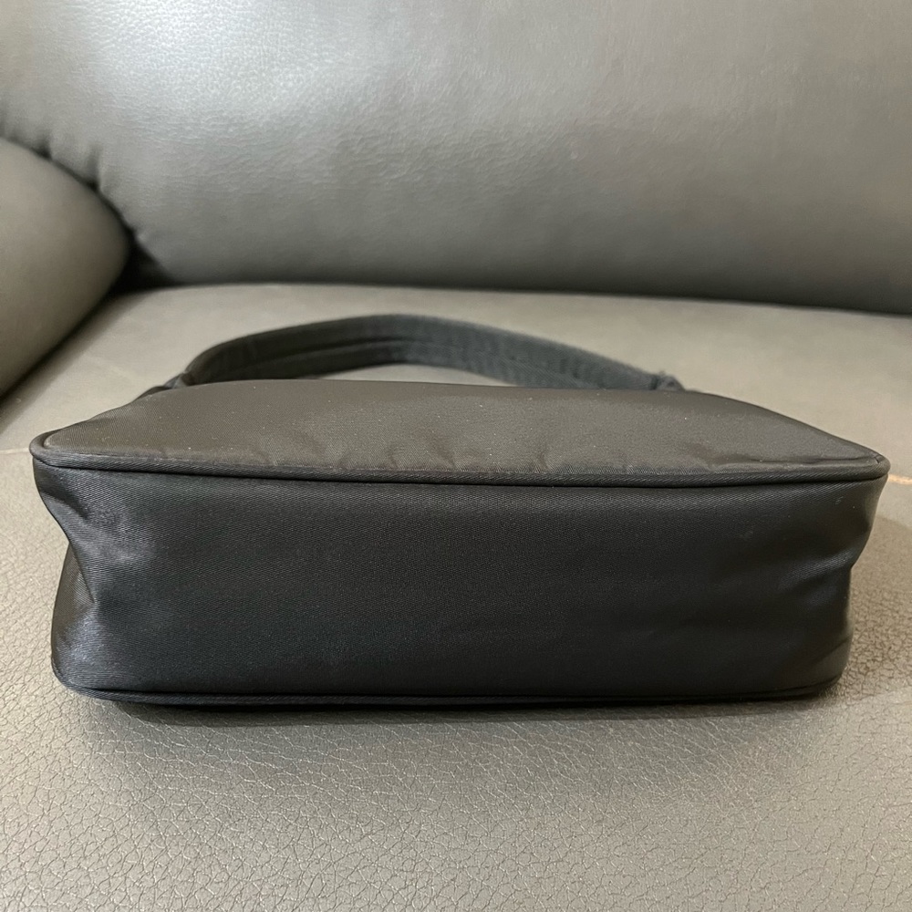 ‼️sold‼️Prada Nylon Vintage Mini Hobo - Picture 7 of 15